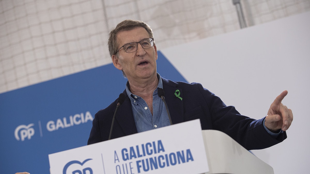 Los últimos sondeos del PP le aseguran la mayoría absoluta en Galicia con 39 escaños
