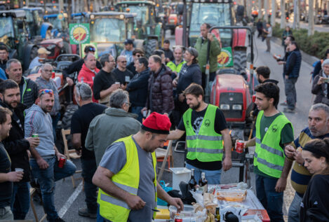 La protesta del campo va a más: los tractores toman Barcelona entre bloqueos y detenciones