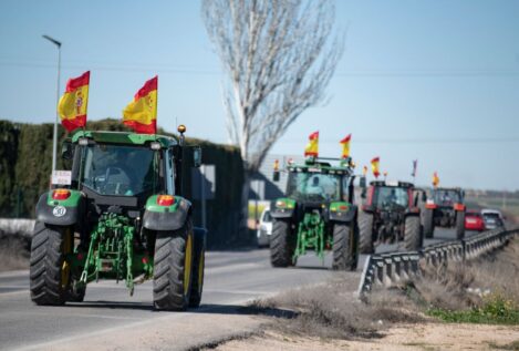 Los agricultores se movilizan en varias autonomías antes de su llegada a Madrid