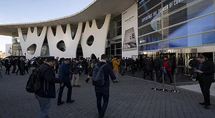 El 40% de los asistentes al Mobile se aloja en los pisos turísticos que Collboni quiere prohibir