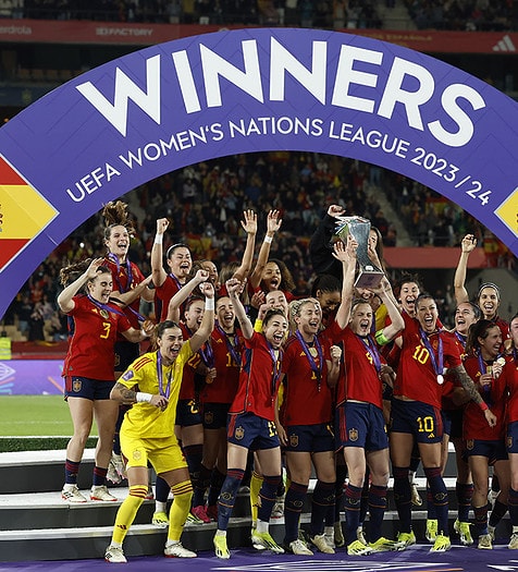 La fiesta de la selección española femenina tras conquistar la Liga de Naciones