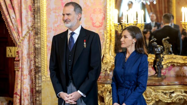 Los reyes de España, Letizia y Felipe, pillados en un local de bachata de Madrid