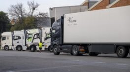 El Gobierno pacta con transportistas garantizar la circulación de camiones pese a las protesta