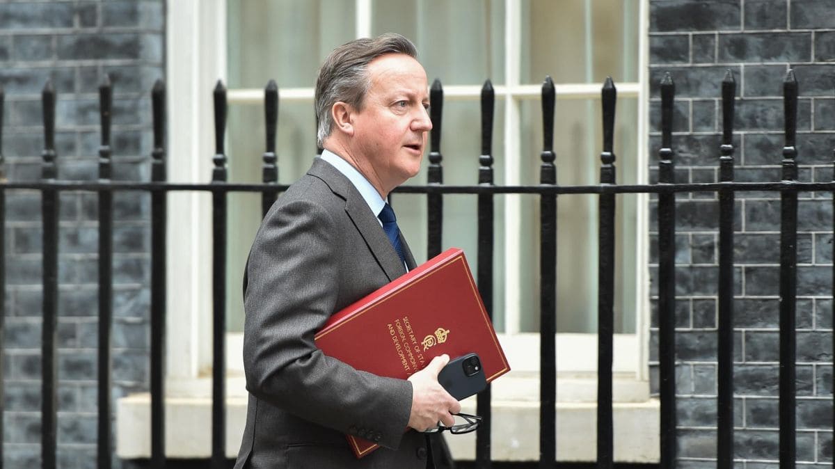 David Cameron asegura haber «desafiado» a Israel por sus ataques sobre Gaza