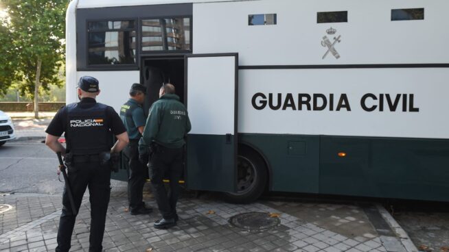 Detenidos un párroco y su novio en Don Benito (Badajoz) por traficar con viagra