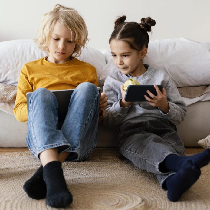 Así usan los niños españoles las pantallas: sólo un 4% del tiempo a contenido educativo