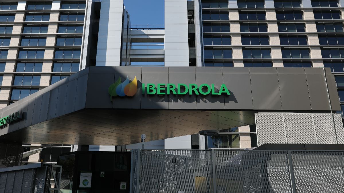 El BEI e Iberdrola acuerdan un préstamo para la expansión de redes eléctricas en España