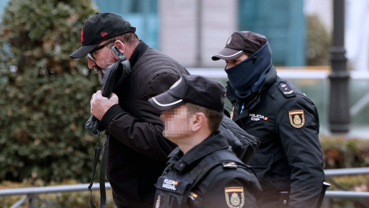 La Policía se incautó de 117 billetes de 50 euros en una vivienda del hermano de Koldo