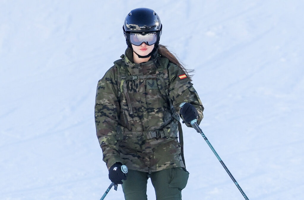 Leonor, esquiando en Astún.