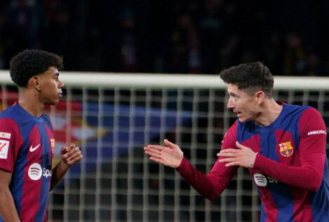 El FC Barcelona gana al Celta por 1-2 en Balaídos con doblete de Lewandowski