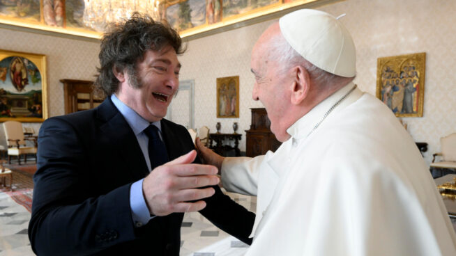 Milei consuma su reconciliación con el Papa y se reúne con él durante una hora en el Vaticano