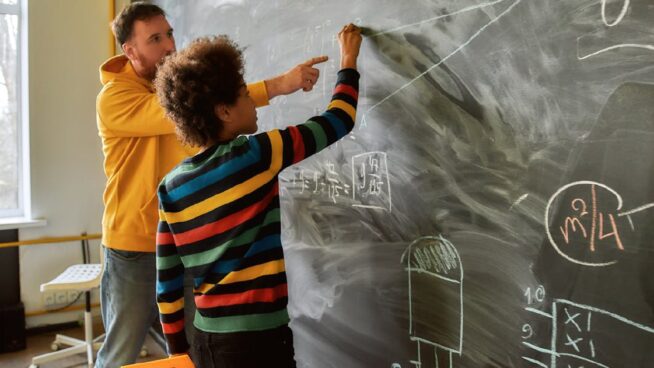 Qué es el liderazgo docente y por qué hay profesores que recordamos toda la vida