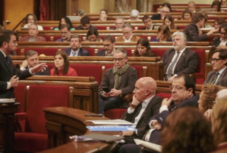 Aragonès, Jové (ERC) y Batet (Junts) expresan su apoyo a Wagensberg en el Parlament