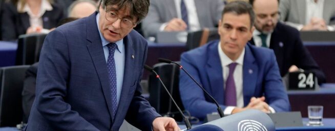 El informe de la teniente fiscal abre una vía para poder investigar a Puigdemont por terrorismo