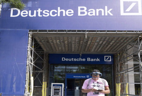 Deutsche Bank mete de nuevo la tijera a su red de sucursales en España