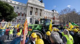 Los tractores vuelven a colapsar el centro de Madrid en una nueva jornada de protestas