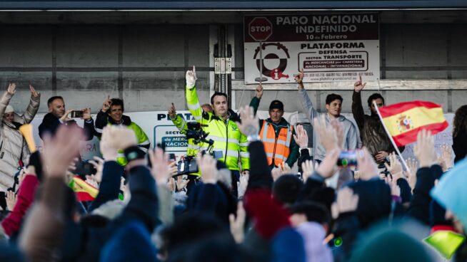 Los transportistas convocan un paro nacional para unirse a agricultores y ganaderos
