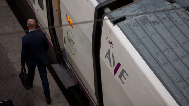 Renfe cancela 310 trenes de larga y media distancia por la huelga convocada por CCOO