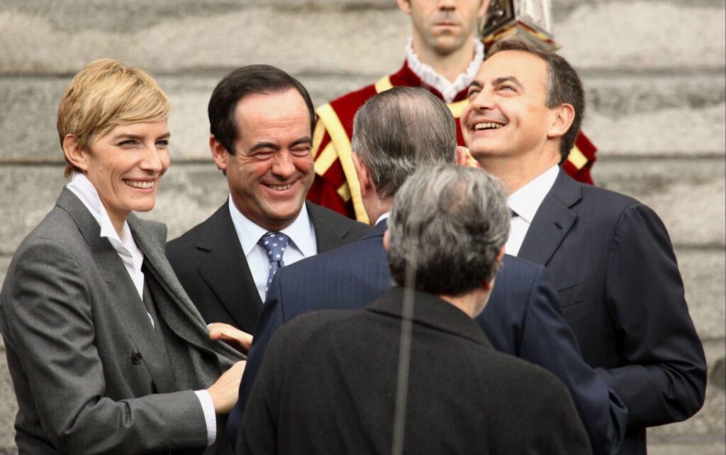 Zapatero junto a su mujer y Pepe Bono.