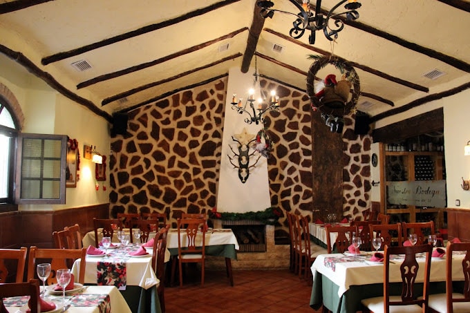 Sala del restaurante La Posada de Paco Benítez, Melilla. 
Restaurante La Posada de Paco Benítez