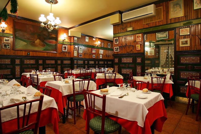 Sala del restaurante La Bola, Madrid. La Bola