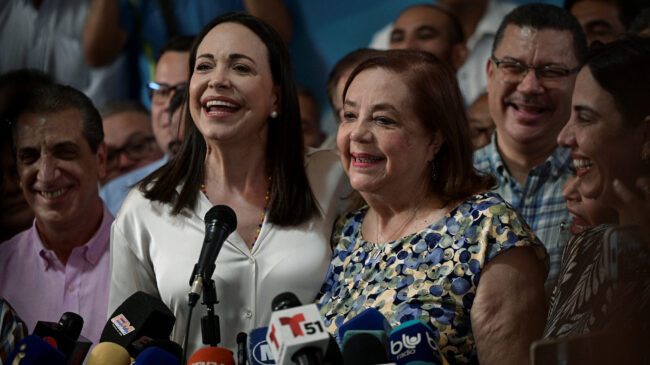 Machado elige a la filósofa Corina Yoris como sustituta en las presidenciales de Venezuela