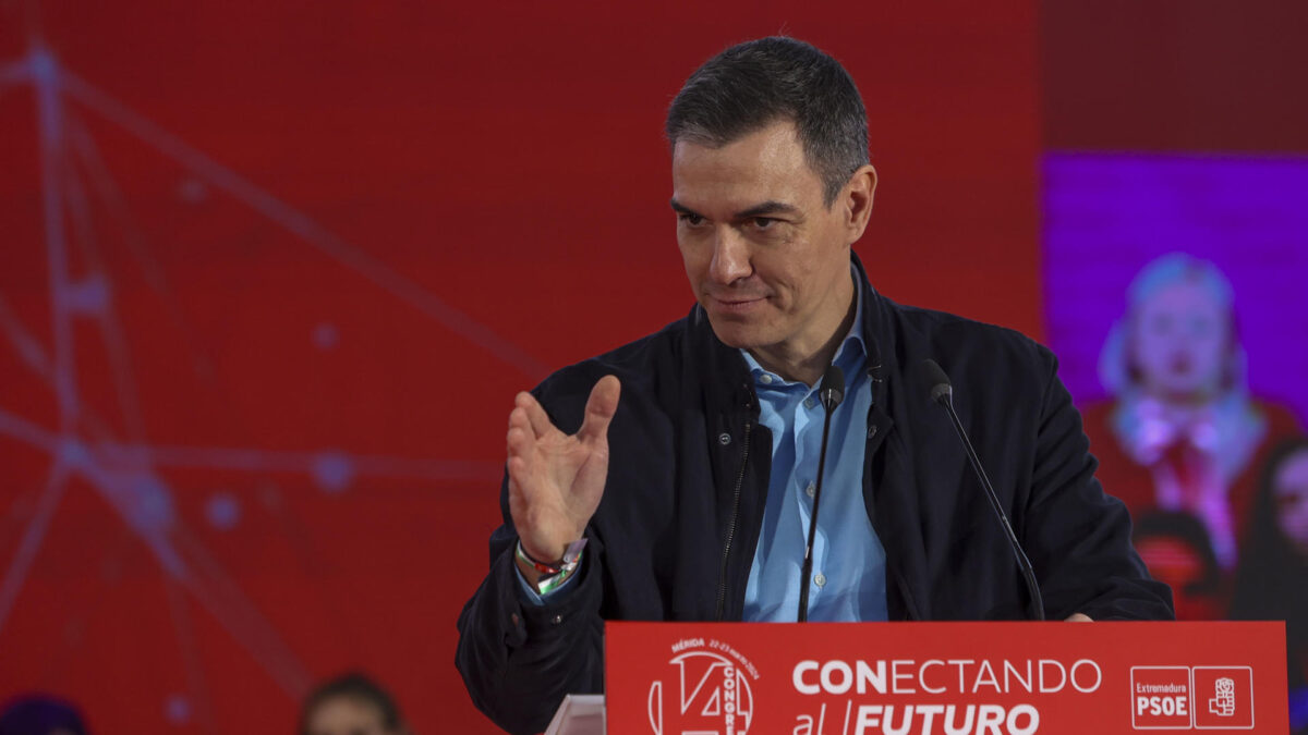 Sánchez: «España rompe todos los récords de empleo» y «la derecha, los récords de toxicidad»