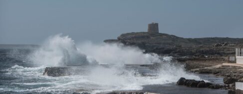 Cuatro personas fallecen en el mar de Asturias y Tarragona por los efectos del temporal Nelson