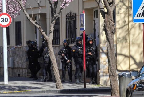 Detenido el hombre armado atrincherado desde hace horas en su domicilio en Albacete