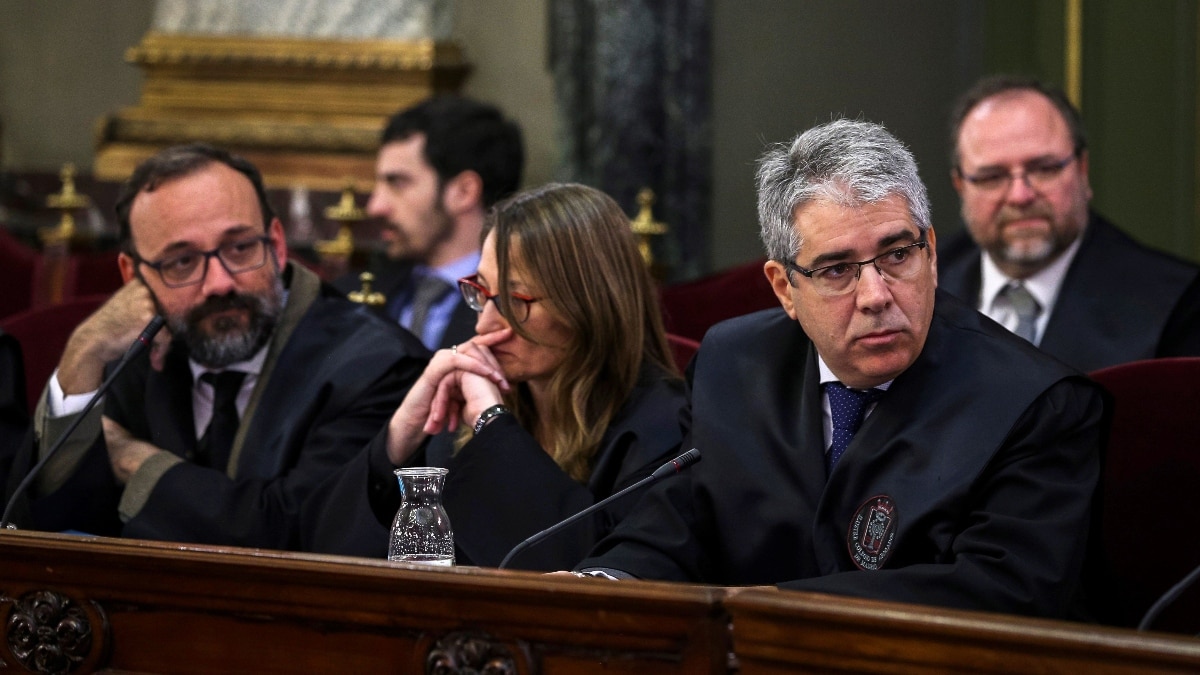 Francesc Homs, a un paso de juicio por conceder subvenciones a dedo como conseller