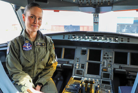 Defensa concede a la piloto Lourdes Losa su premio anual ‘Mujer en las Fuerzas Armadas’