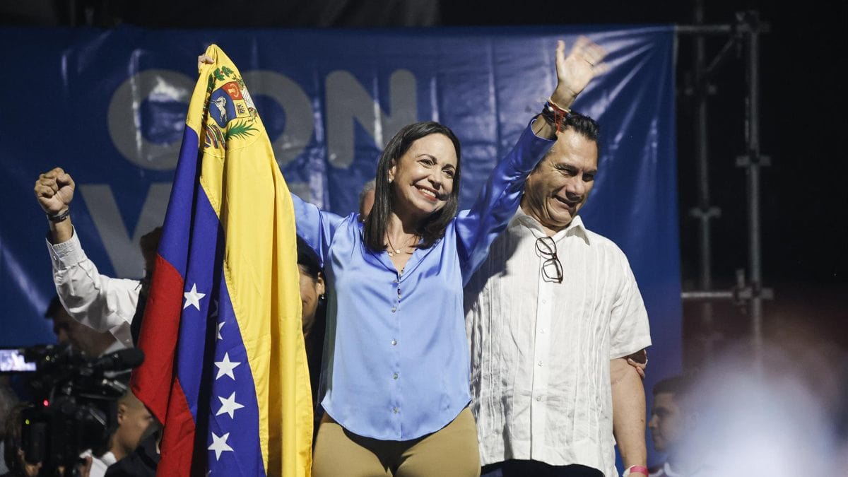 Ayuso premia a la opositora venezolana Machado, fundadora de Vente Venezuela