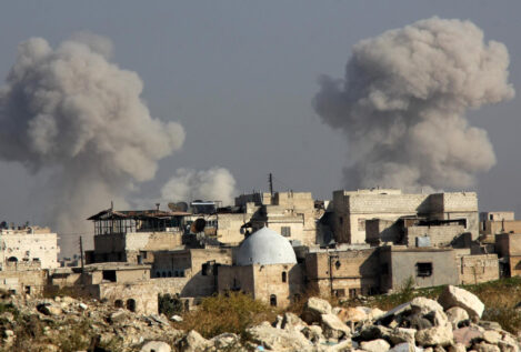 Israel lanza el mayor ataque en Siria en tres años y deja decenas de muertos
