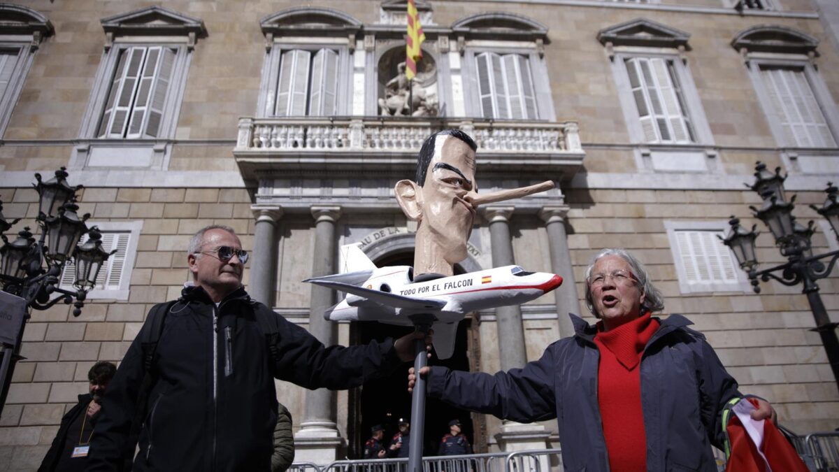 Unas 500 personas protestan en Barcelona contra la amnistía