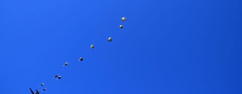 EEUU comienza la operación de ayuda aérea a Gaza con 38.000 paquetes de alimentos