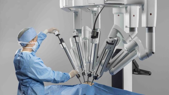 El gigante español Abex elevará un 25% su producción de robots quirúrgicos Da Vinci