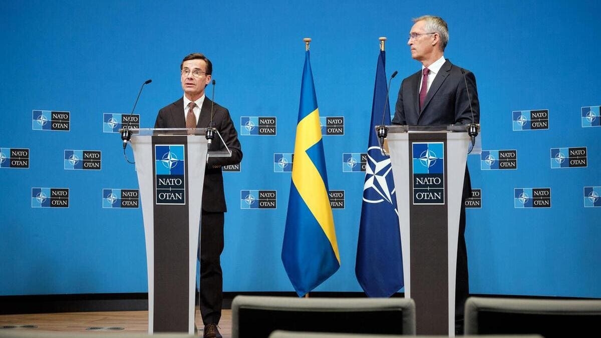 Suecia completa su adhesión a la OTAN y aumenta a 32 el número de aliados
