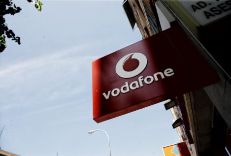 Vodafone convocan paros para protestar contra el ERE que afecta a 1.198 empleados