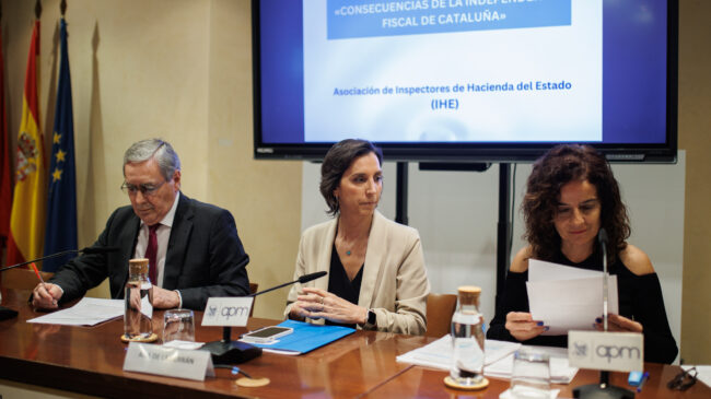 Los inspectores de Hacienda avisan de que el cupo catalán disparará la deuda pública