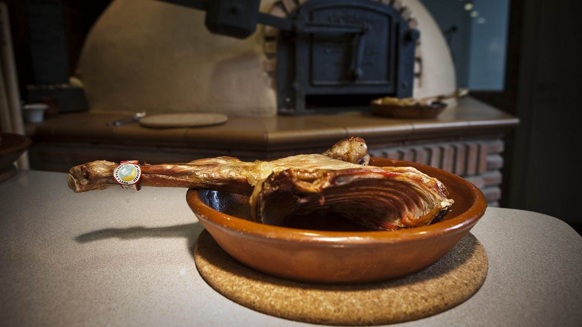 Estos son los restaurantes donde se come el mejor lechazo de España