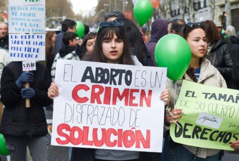 Miles de personas marchan en Madrid contra «la cultura de la muerte» que fomenta el aborto