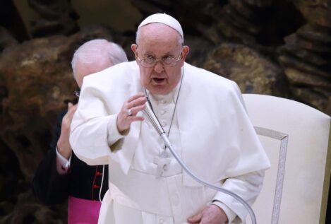 El Papa revela que padece bronquitis y vuelve a pedir que lean su discurso