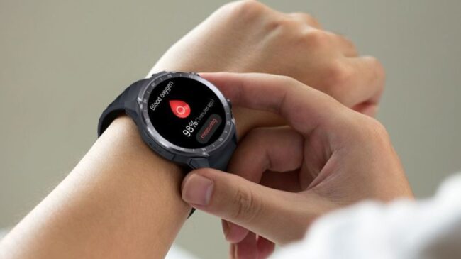 El smartwatch más completo está en el PcAniversario de PcComponentes ¡por menos de 35€!