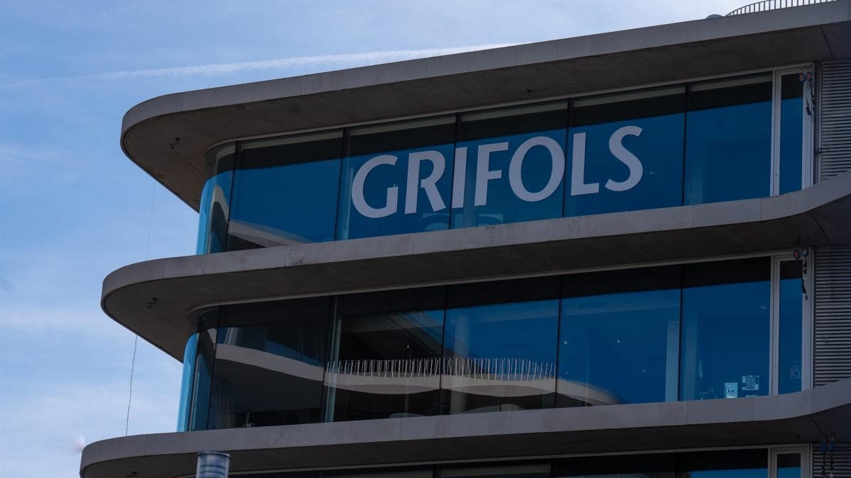 Grifols eleva su deuda en más de 1.100 millones, según la información remitida a la CNMV