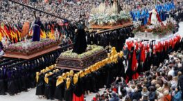 La lluvia cancela varias procesiones del Viernes Santo y respeta otros pasos y tradiciones