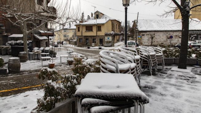 El frío se instala en España hasta el sábado, con fuertes nevadas en zonas de montaña