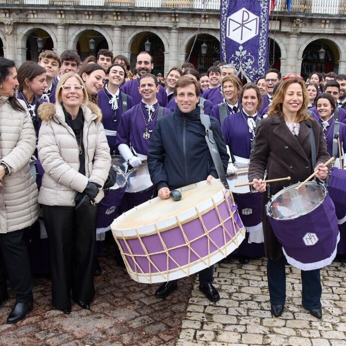 Madrid «fortalecerá» en 2025 su Semana Santa, que se ha despedido con la tamborrada