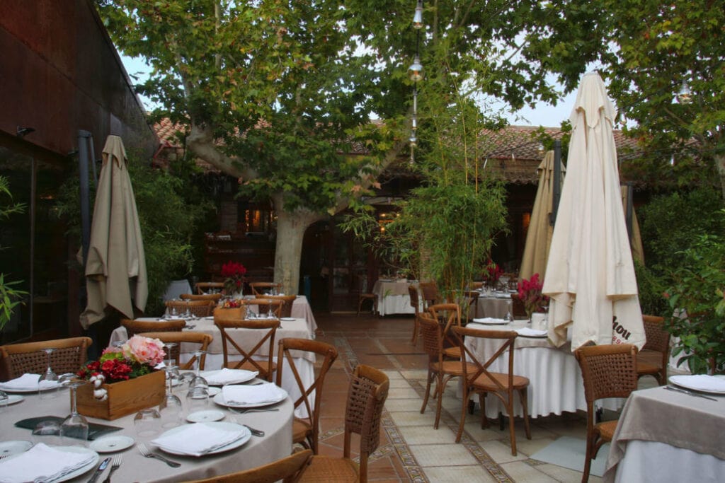 Terraza del restaurante Venta de Aires, Toledo. 
Venta de Aires