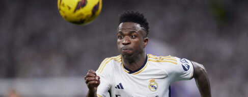 El Real Madrid no pasa del empate contra el Valencia en un partido marcado por la polémica