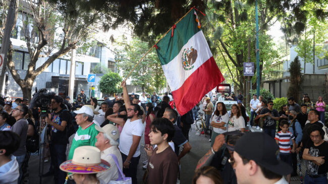 México cierra de forma indefinida su Embajada en Ecuador y evacua a su personal diplomático